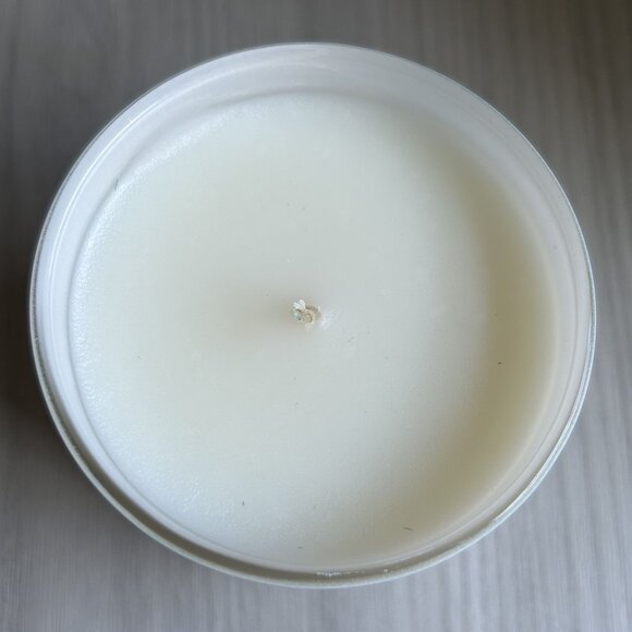 NEW VOY Fragrance Fresh Cut Frasier Fir Candle Christmas Tree Soy Blend Gift - Picture 5 of 7